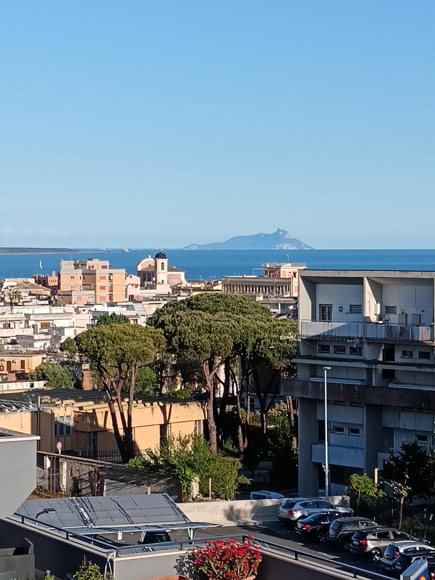 Terrazza Delle Rose Lägenhet Nettuno Exteriör bild